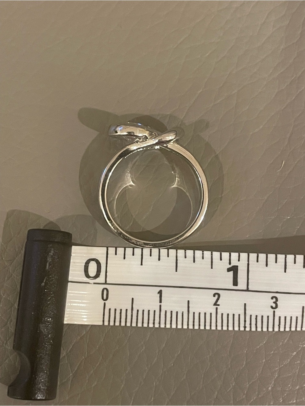 Sterling Silver Twisted Band Ring with rhinestone accent
